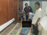 Wanita 70 Tahun Tewas Gantung Diri di Padangan