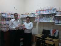 Yatim Mandiri Olah Kaleng Bekas Jadi Pernak-Pernik Menarik