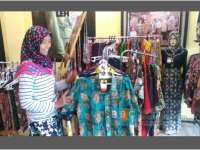 Jelang Ramadan, Perajin Batik Jonegoroan Siapkan Produk Sarung