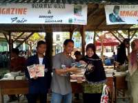 Dorong Minat Baca, Ponpes Assalam Gelar Bazar Buku