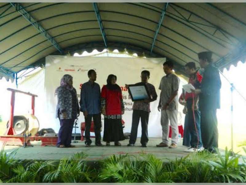 EMCL Serahkan 550 Jamban Sehat untuk Kecamatan Gayam