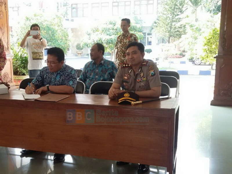 Kapolres Bojonegoro Terima Pengaduan Langsung ke Nomor Pribadi