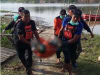 Sesosok Mayat Mr X Ditemukan Mengapung  di Bawah Jembatan Malo