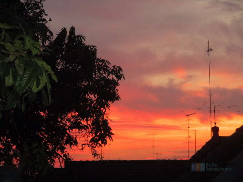 Pesona Langit Jelang Ramadan