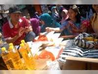Gelar Operasi Pasar, Disperindag Klaim Harga Bahan Pokok Berangsur Turun
