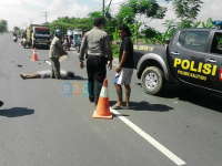 Di Kalitidu, Seorang Pemuda Luka Parah Setelah Tabrak Sedan