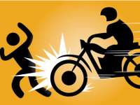 Tak Hati-Hati Menyeberang, Pria Pejalan Kaki Tertabrak Motor