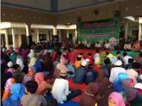 EMCL Berikan Santunan untuk Ratusan Anak Yatim di Kecamatan Gayam