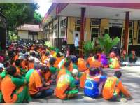 Pasukan Kuning Tetap Bertugas Saat Lebaran