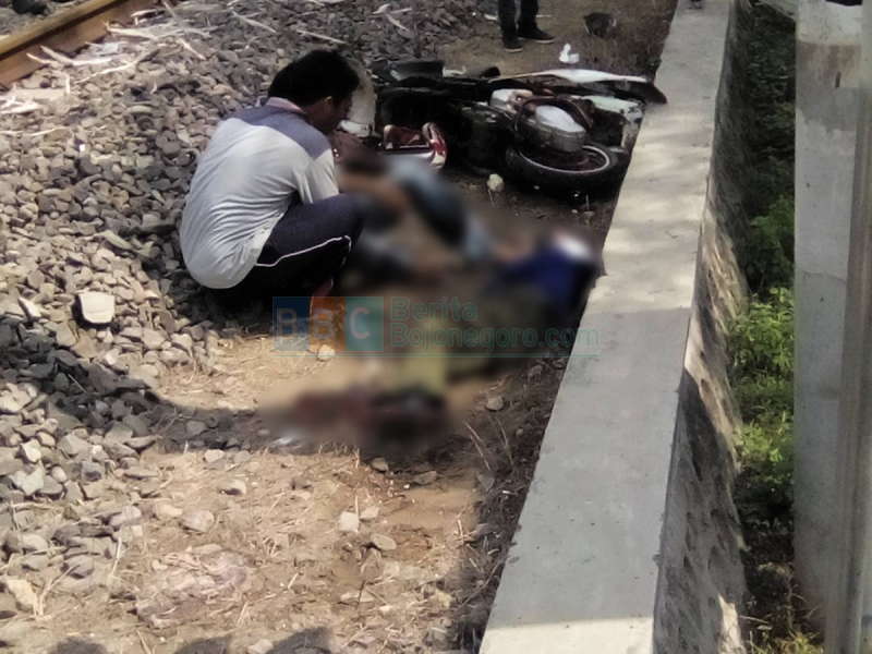 Kurang Hati-Hati, Bapak dan Anak Tertabrak Kereta Api di Balen