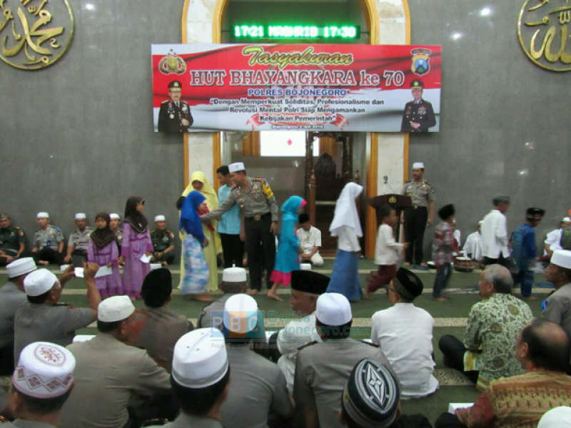 Polres Bojonegoro Gelar Tasyakuran Bersama Anak Yatim