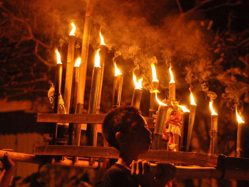 Colok Kalbu Untuk Menjemput Lailatul Qadar