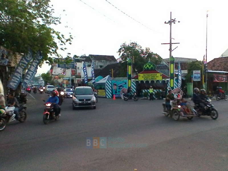 Ledakan Bom Tak Berpengaruh Pada Volume Kendaraan di Padangan