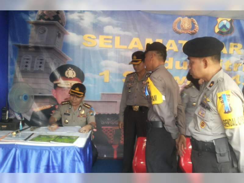 Polda Jatim Lakukan Pengamatan Operasi Ramadniya Semeru 2016 di Bojonegoro