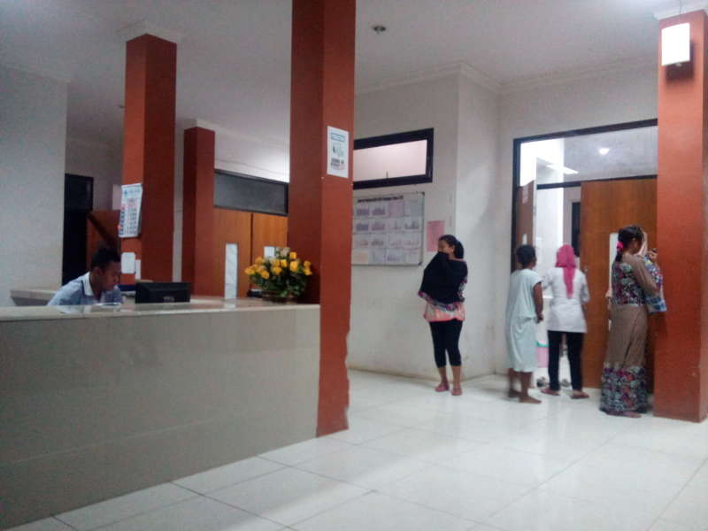 Petugas Medis RSUD Padangan Tetap Siaga Layani Pasien