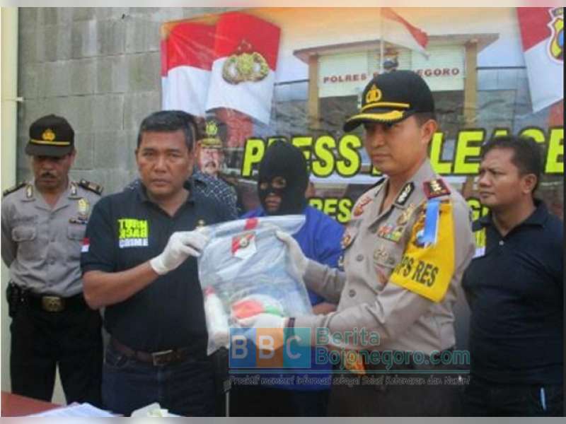 Tersangka Mengaku Terinspirasi Kasus Sianida Jessica