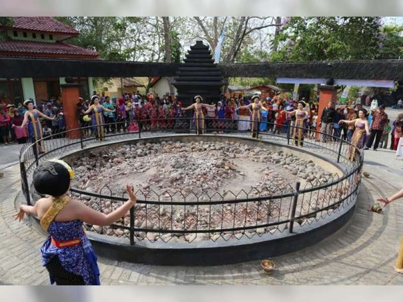 Objek Wisata Lokal Bojonegoro Diserbu Pengunjung