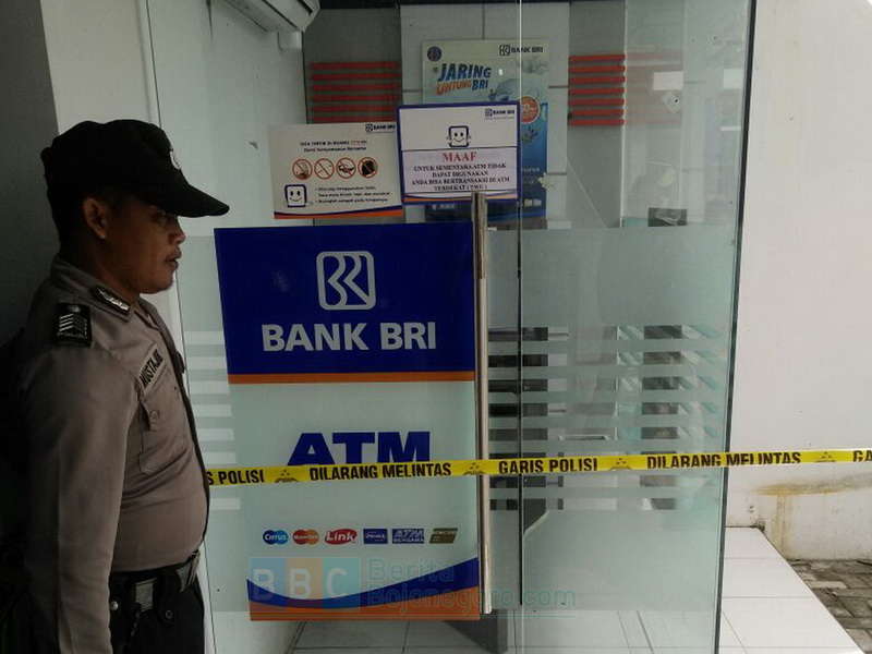 Pria Misterius Coba Bobol ATM BRI Unit Gayam
