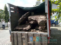 Polisi Amankan Pengusaha Tambang Marmer Ilegal di Kecamatan Gondang