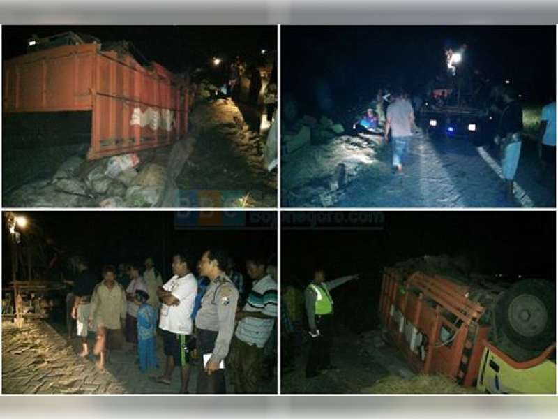 As Roda Belakang Patah, Truk Terguling Masuk Parit