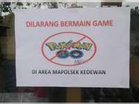 Tegaskan Larangan Main Pokemon Go untuk Anggota, Polsek Kedewan Tempel Papan Peringatan