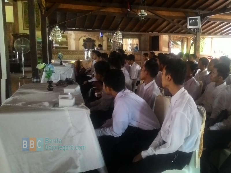 80 Tenaga Kerja asal Bojonegoro Dikirim ke PT Cikarang Bekasi