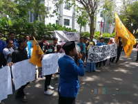 Pemanfaatan RSUD Veteran Lambat, Mahasiswa Unjuk Rasa Lagi