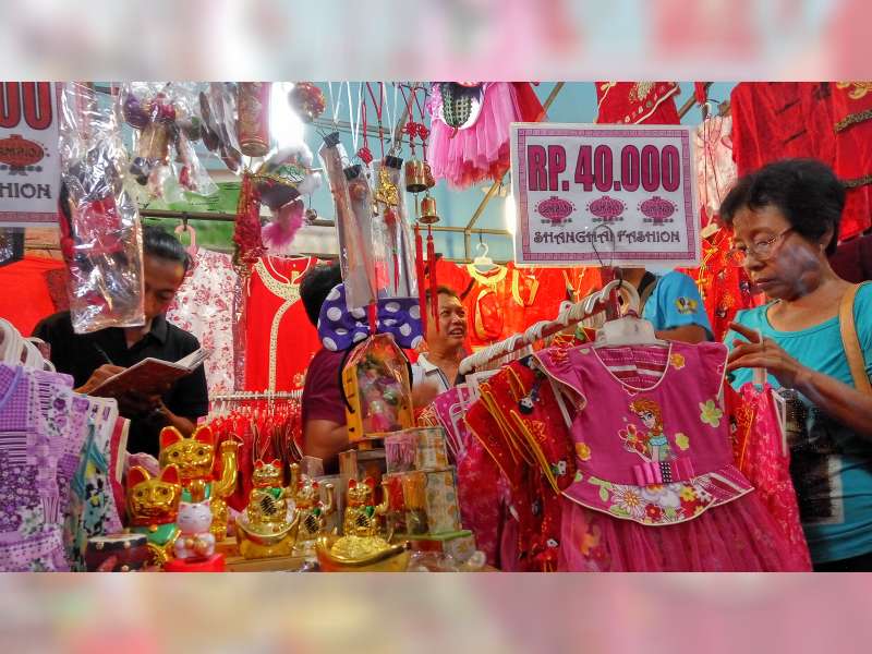 34 Kalung Kongco Dilelang