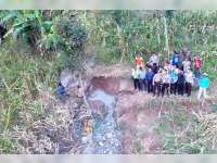 Kapolres Tinjau Langsung Semburan Lumpur di Krondonan Gondang Bojonegoro