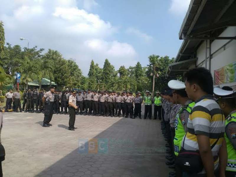 Kapolres Tuban Imbau Warga Desa Rahayu Dahulukan Musyawarah dan Jaga Kamtibmas
