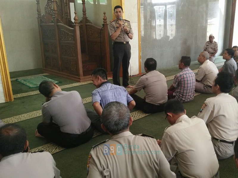 Bangun Komunikasi Dua Arah Melalui Program Pos Sholat