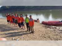 Tim SAR BPBD Bojonegoro Terus Mencari Korban Tenggelam di Bengawan