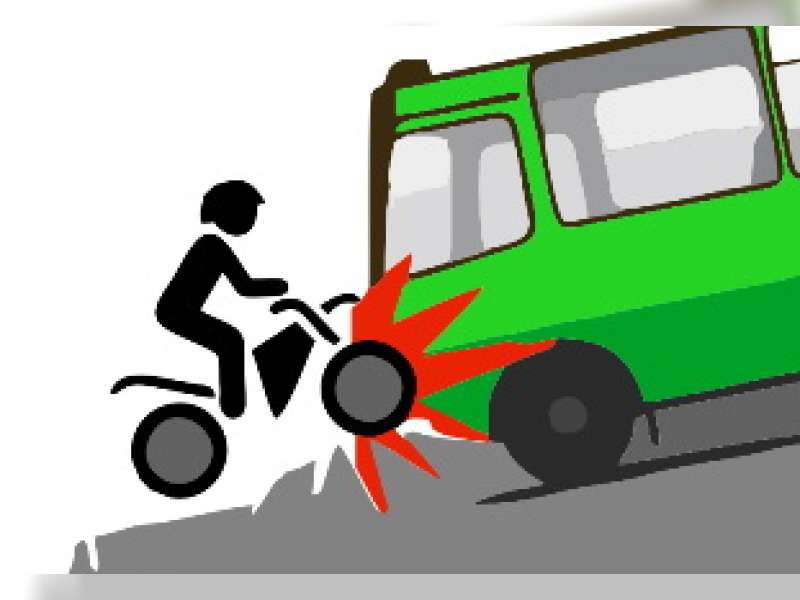 Dua Pengendara Motor di Balen Terluka Usai Menabrak Elf