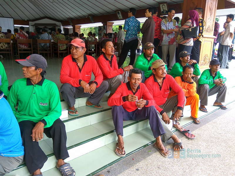 Kerap Ditegur Polisi, Puluhan Pemilik Bentor di Bojonegoro Mengadu ke Bupati
