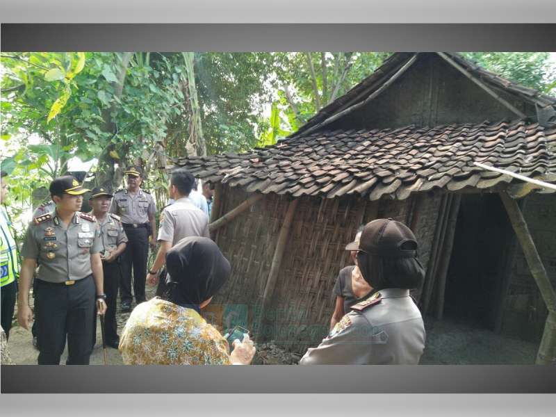 Kapolres Kunjungi Kediaman Warinem, Nenek Pencari Rombeng