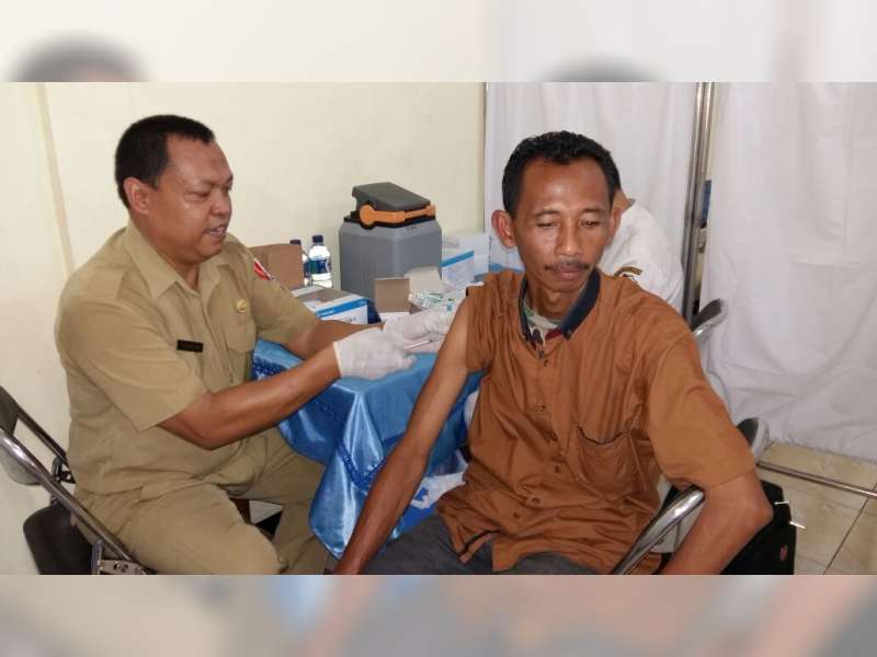 Dinkes Kirim Hasil Pemeriksaan Kesehatan CJH ke Asrama Haji Sukolilo