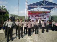 Tim Paduan Suara Polres Bojonegoro Meriahkan Upacara Otoproklamasi 2016