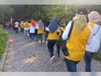 Jalan Santai Di Desa Bendo Sebagai Wujud Program Desa Sehat