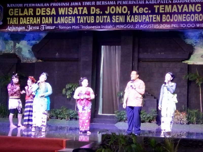 Pagelaran The Miracle of Bojonegoro Memukau Pengunjung TMII