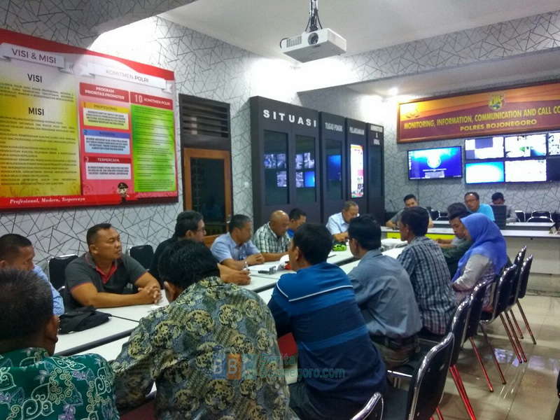 Inilah Hasil Mediasi Warga Desa Ngampel dengan JOB PPEJ di Mapolres Bojonegoro