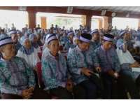 664 CJH Bojonegoro Ikuti Upacara Pelepasan di Pendapa Pemkab