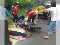 Ngebut di Tikungan, Motor Tabrak Truk, Dua Meninggal Dunia