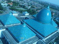 Berkunjung ke Masjid Nasional Al Akbar Surabaya