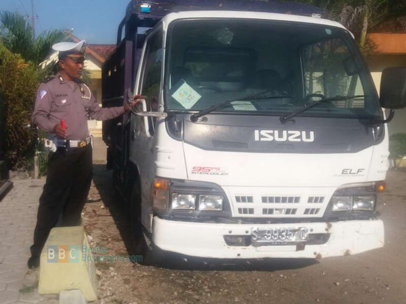 Karena Laka Tunggal, Sopir Truk Otomatis Tersangka