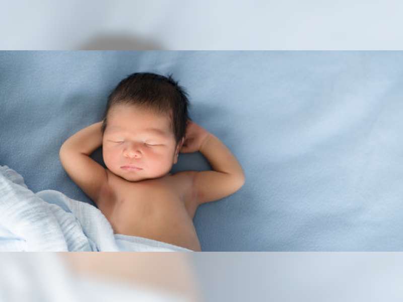 Ibu Melahirkan Bayi di Taksi