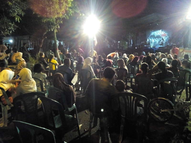 Grup Band Rock Tampil Memukau di Parade Musik Sambong