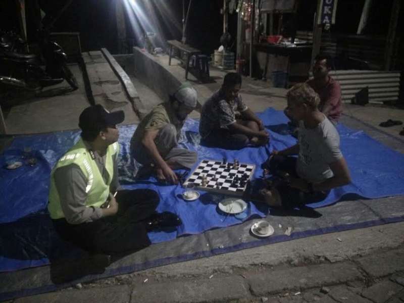 Tingkatkan Keamanan, Polsek Kedewan Berdayakan Pos Pam Swakarya (Siskamling)