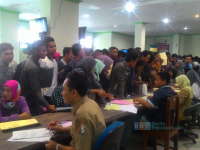 Pengurus e-KTP Tiap Hari Padati Kantor Disdukcapil Bojonegoro