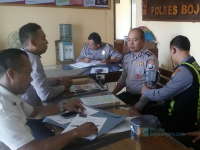 Urkes Polres Bojonegoro Periksa Kesehatan Anggota Polsek Kedewan