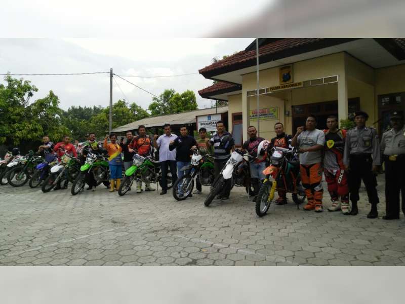 Patroli Jarak Jauh, Kapolres Bentuk Tim URC Bojonegoro Adventure Tril 98